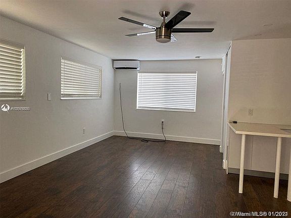2nd image of 7911 Carlyle Ave APT 1
