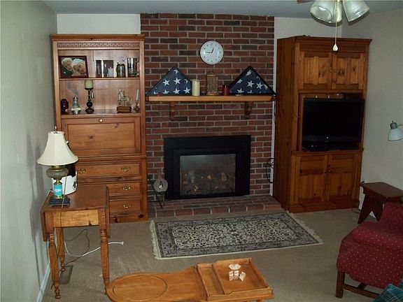 2nd image of 1763 Beechwood Dr