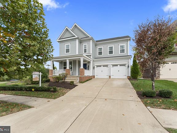 2nd image of 430 Alder Dr