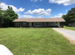 5668 Hustleville Rd, Albertville, AL 35951