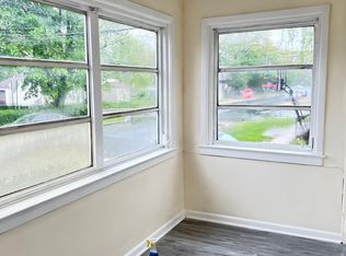 72 Foyer St #1, Edison, NJ 08817