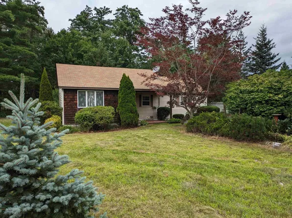 18 Hunt Street, Hooksett, NH 03106