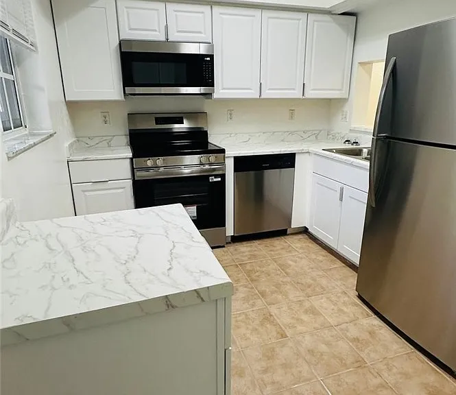 8484 Bernwood Cove Loop #1301 — Photo 9