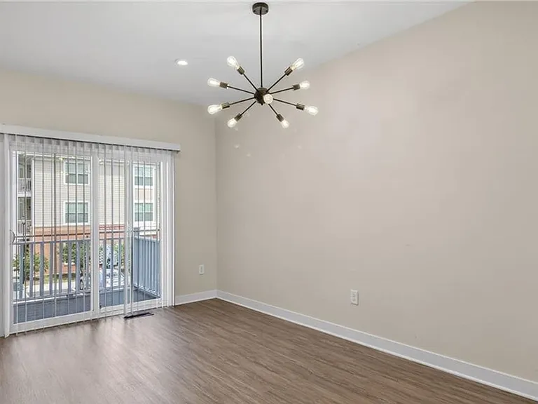 459 Westport St — Photo 7