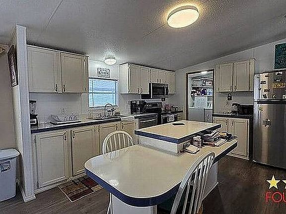 5th image of 5618 Rd Ave