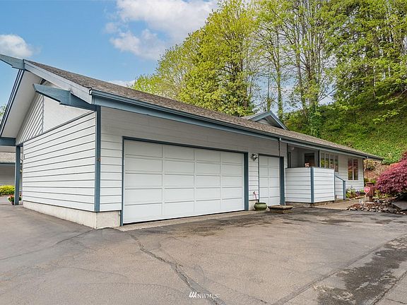 2nd image of 2955 Glenwood Dr #4-apt 4