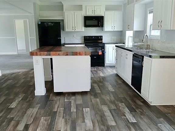 5th image of 2617 NW 58TH AVENUE