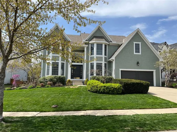 14328 King St, Overland Park, KS 66221