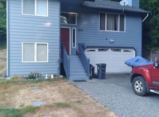 2875 Sunlight Dr, Clinton, WA 98236