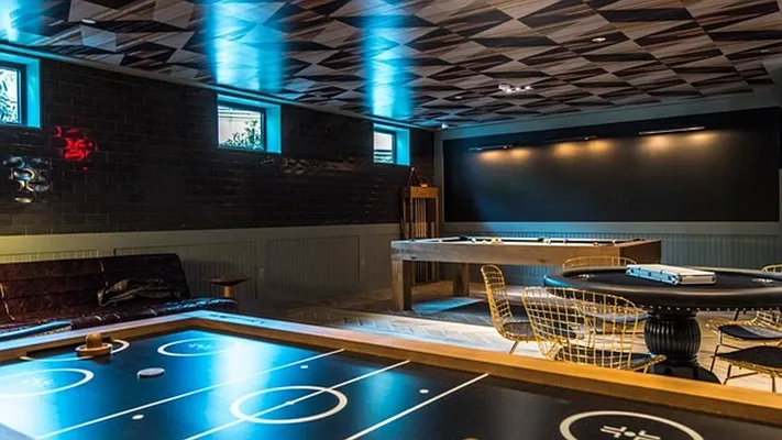 Rented by Nooklyn NYC LLC | media 75