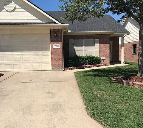 2nd image of 210 Elizabeth Ln
