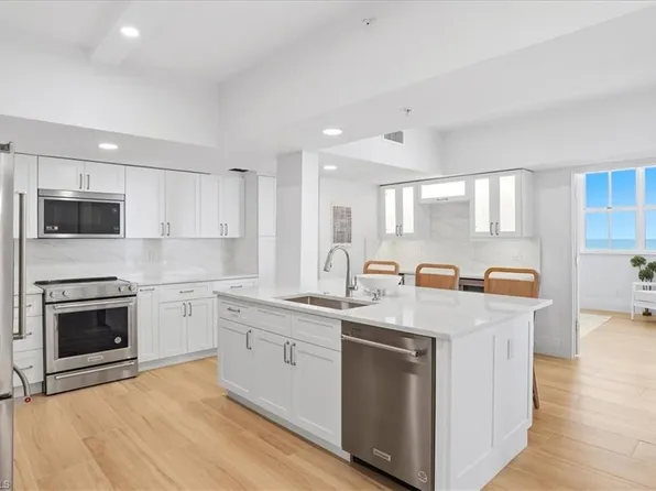 980 Cape Marco DR #706, MARCO ISLAND, FL 34145