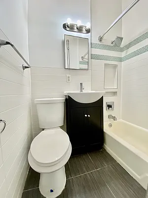 Rented by Compass | media 18