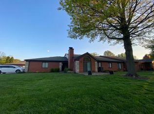 2277 Golden Oaks N, Indianapolis, IN
