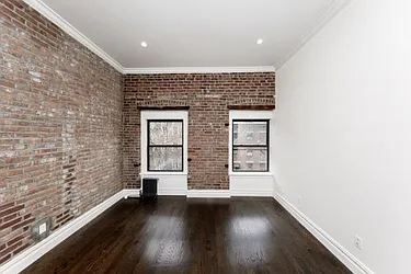 Rented by Icon Realty Management