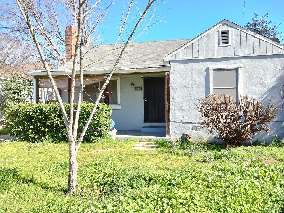 2nd image of 3809 42nd St