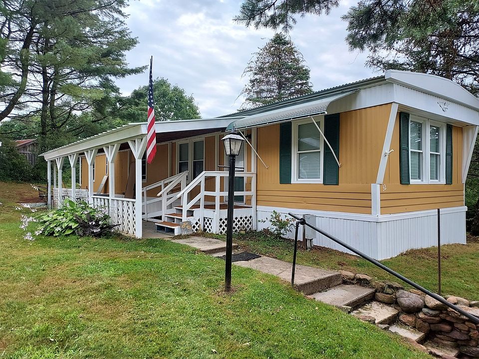1st image of 32 Cedar Ln