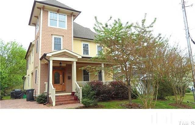 1st image of 1708 Center Rd