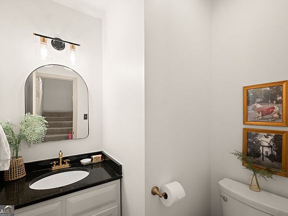 5th image of 148 Covington Pl