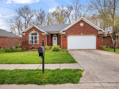 2107 Sterling Oaks Drive, Sellersburg, IN, 47172