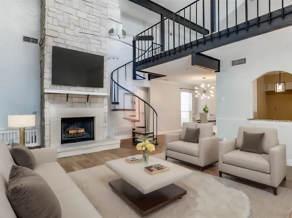 9208 Flickering Shadow Dr, Dallas, TX 75243