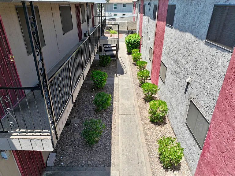 1859 E Broadway Rd #14 — Photo 16