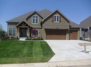 11500 W 166th St, Overland Park, KS 66062