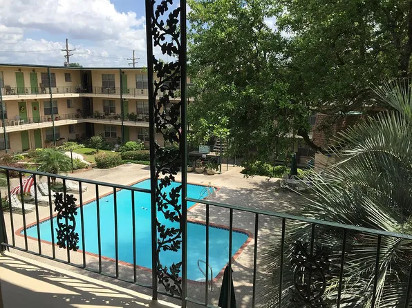 2732 Whitney Pl APT 311, Metairie, LA 70002