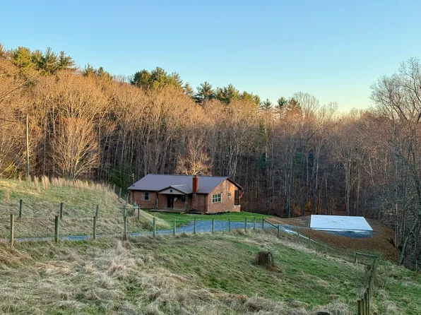 344 Squirrel Ridge Rd., Caldwell, WV 24925