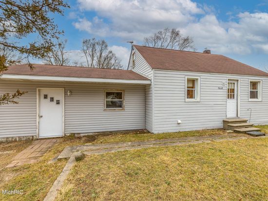 5649 Olsen Ave Muskegon Mi 49442 Zillow