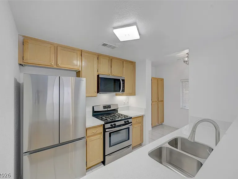 1453 Morro Creek St — Photo 20