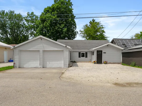 10574 Tomkinson Dr, Scotts, MI 49088