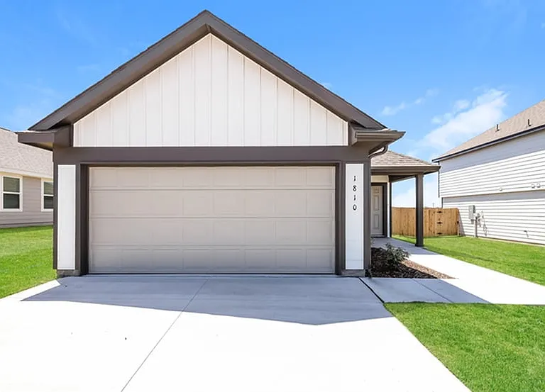 1810 Crimson Lake Blvd — Photo 1