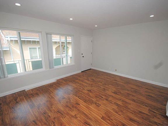 5th image of 1439 El Camino Real