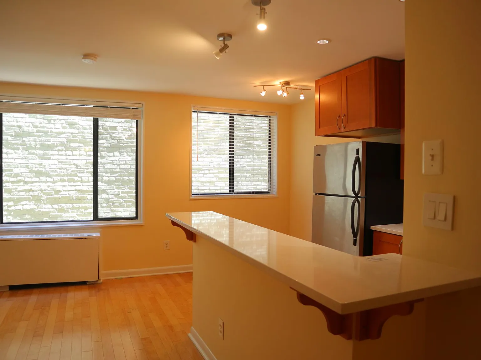 Studio, 496 sqft, $1,650 — Photo 4