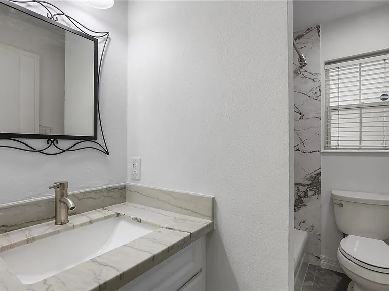 857 Wax Myrtle Ln #4 — Photo 17