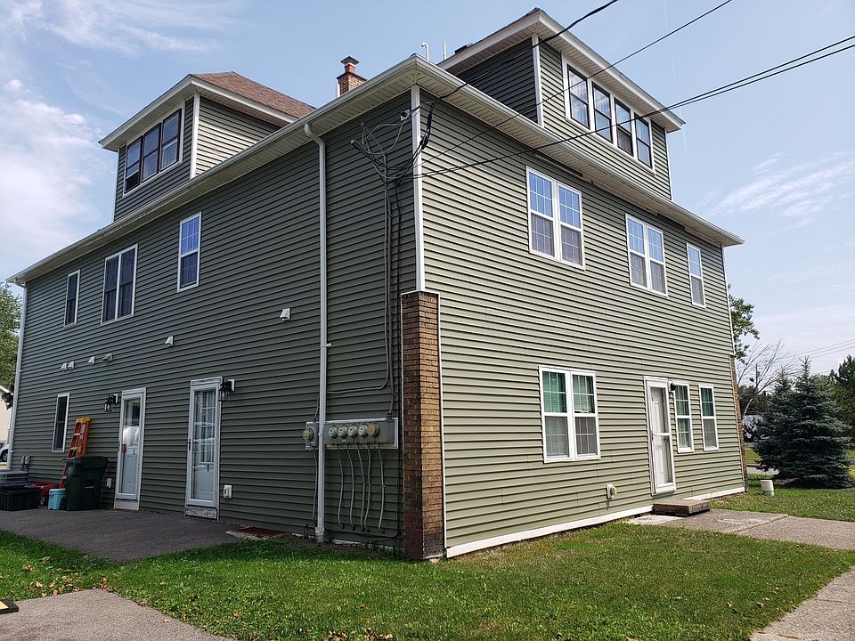 1st image of 142 Burlington Ave #1