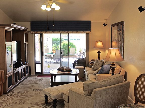 Family room (off of patio)