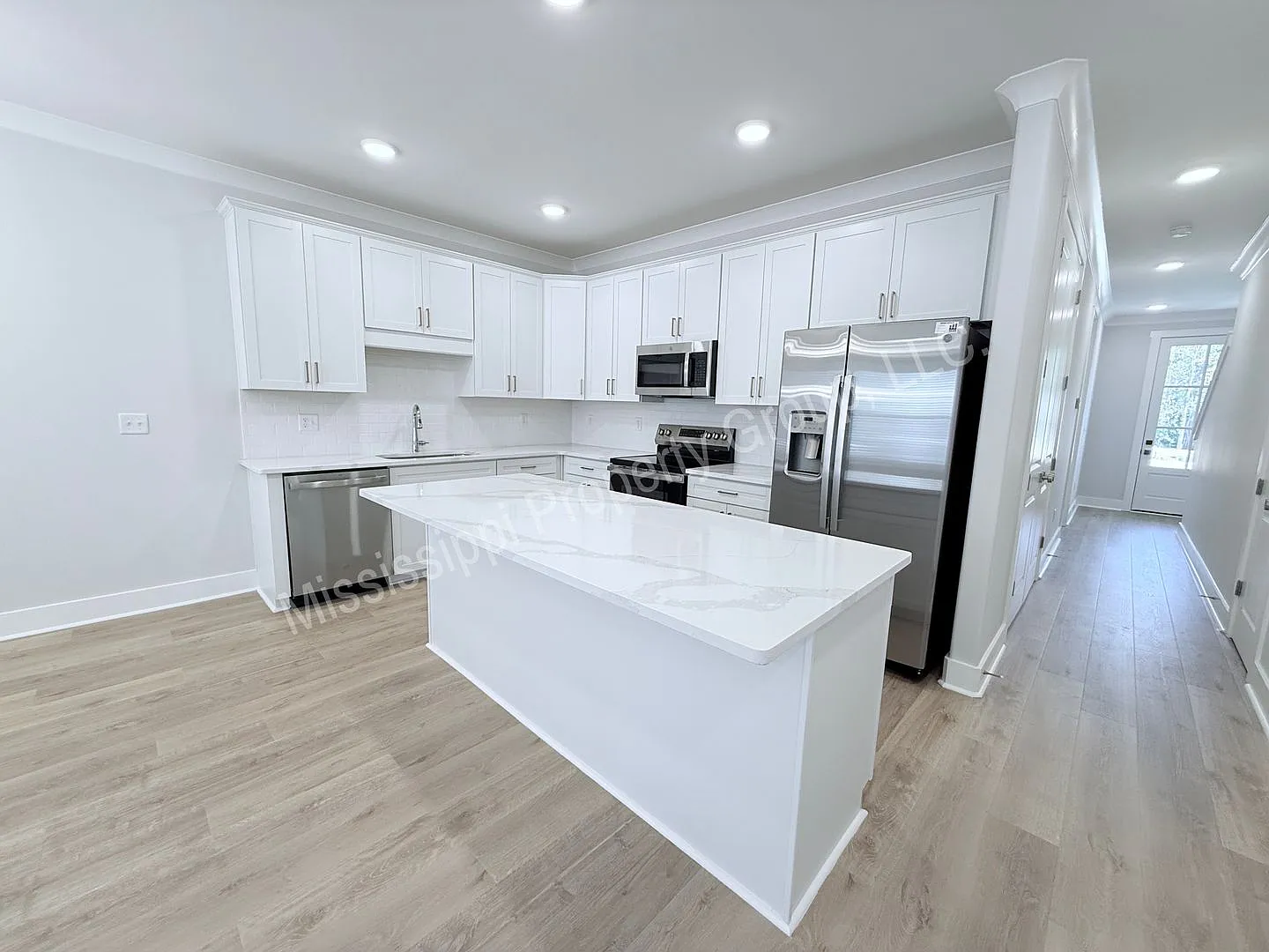 3BR/3.5BA For Rent — Photo 4