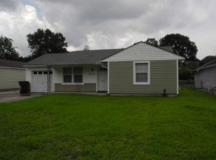 4434 Bellaire Ave, Groves, TX 77619