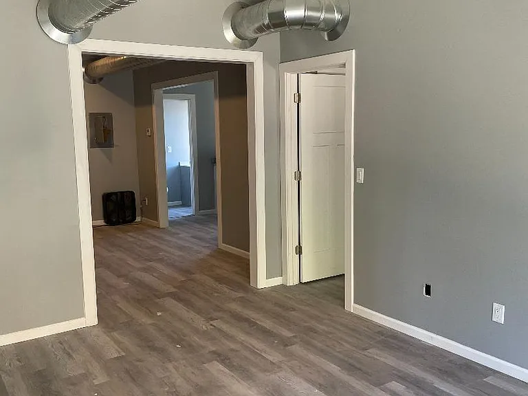 front 1 bedroom