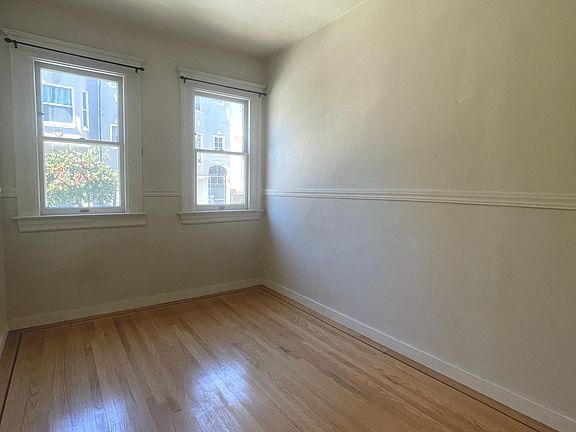 4th image of 1762 Larkin St #1