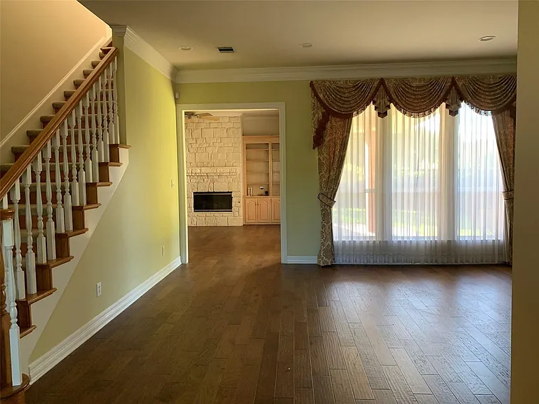 17906 Old Preston Ct — Photo 3