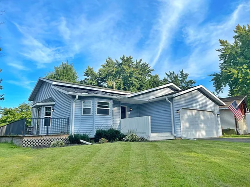 3111 Riverwood Dr Photo 1