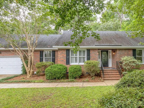 5705 Oak Bluff Lane, Wilmington, NC 28409