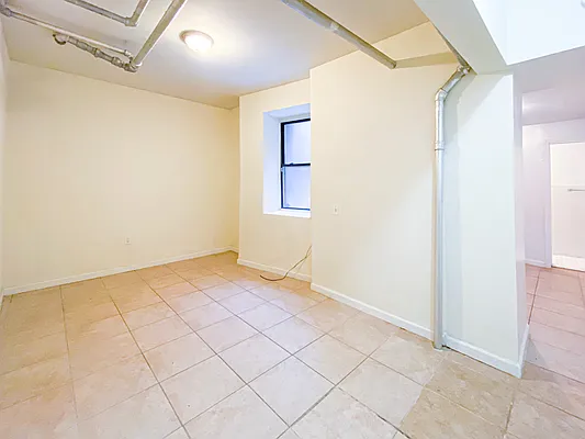 Rented by Blackwater Associates Inc. | media 10