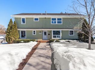 209 15th Ave N, Hopkins, MN 55343