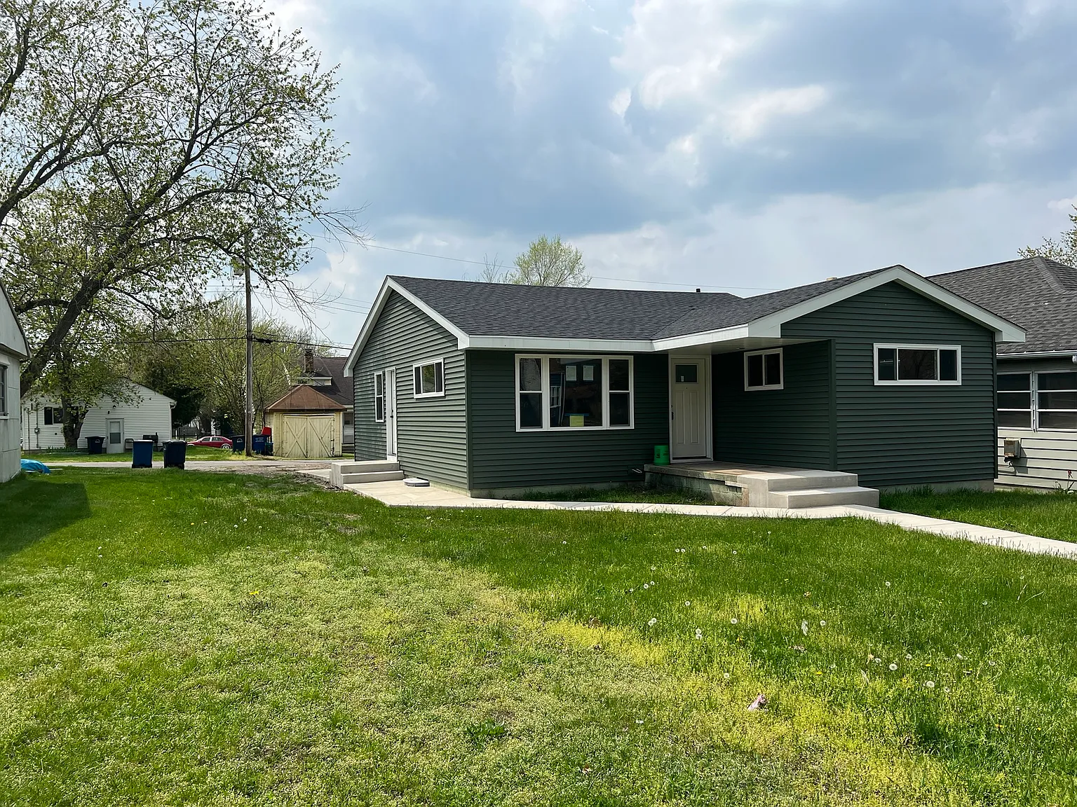 226 N Carroll Ave photo 1