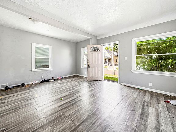 4th image of 3449 E 71st St