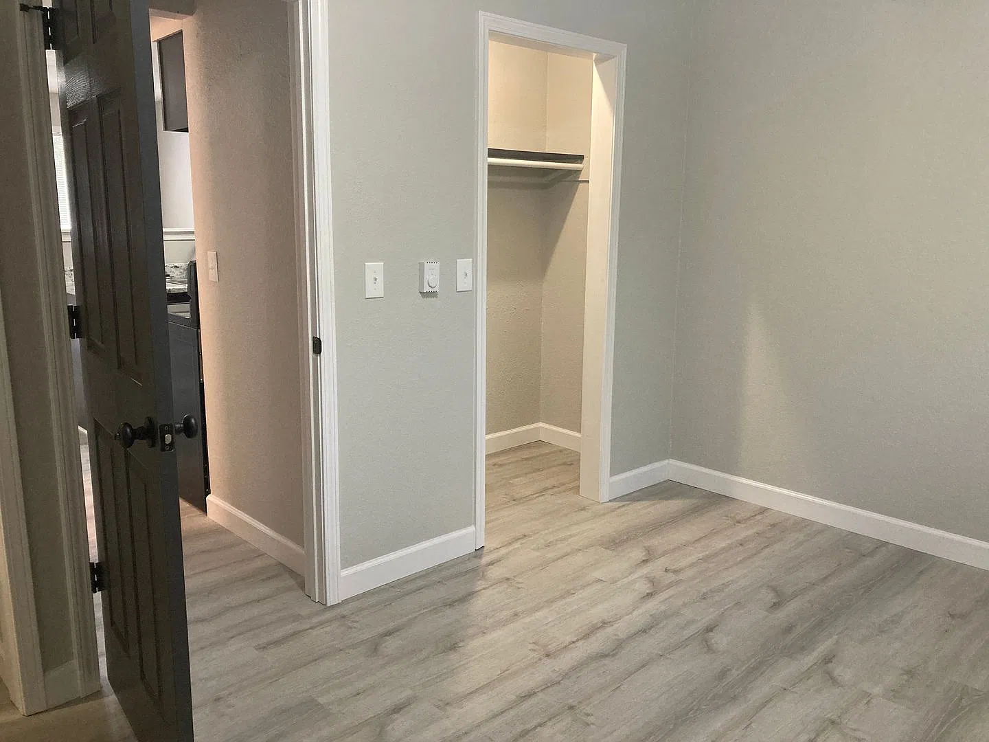 1 Bedroom 1 Bathroom Apartment! — Photo 4